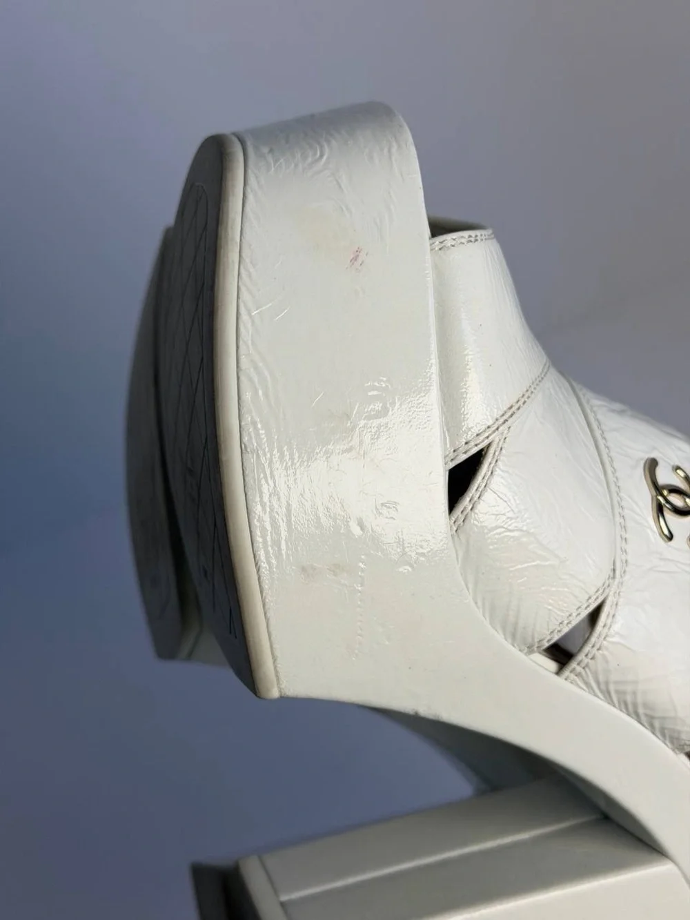 Chanel Pre-Fall 2023 Paris-Dakar Runway White Patent Leather Platform Slingback